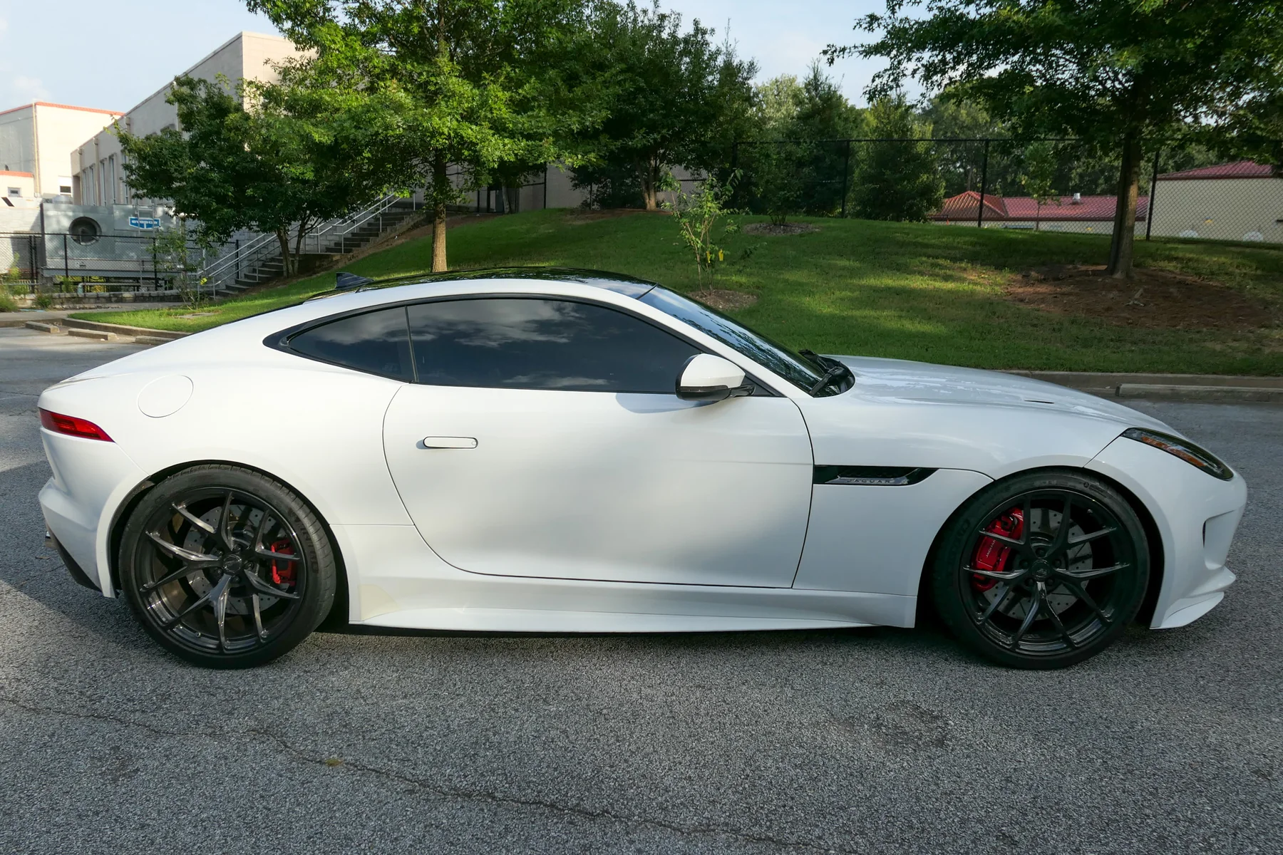 Driver-side profile of the 2016 Jaguar F-Type R