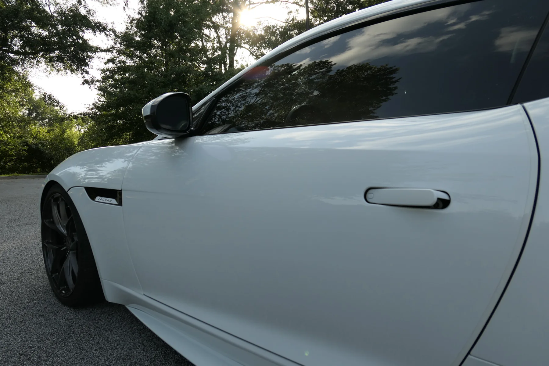 2016 Jaguar F-Type R details photograph