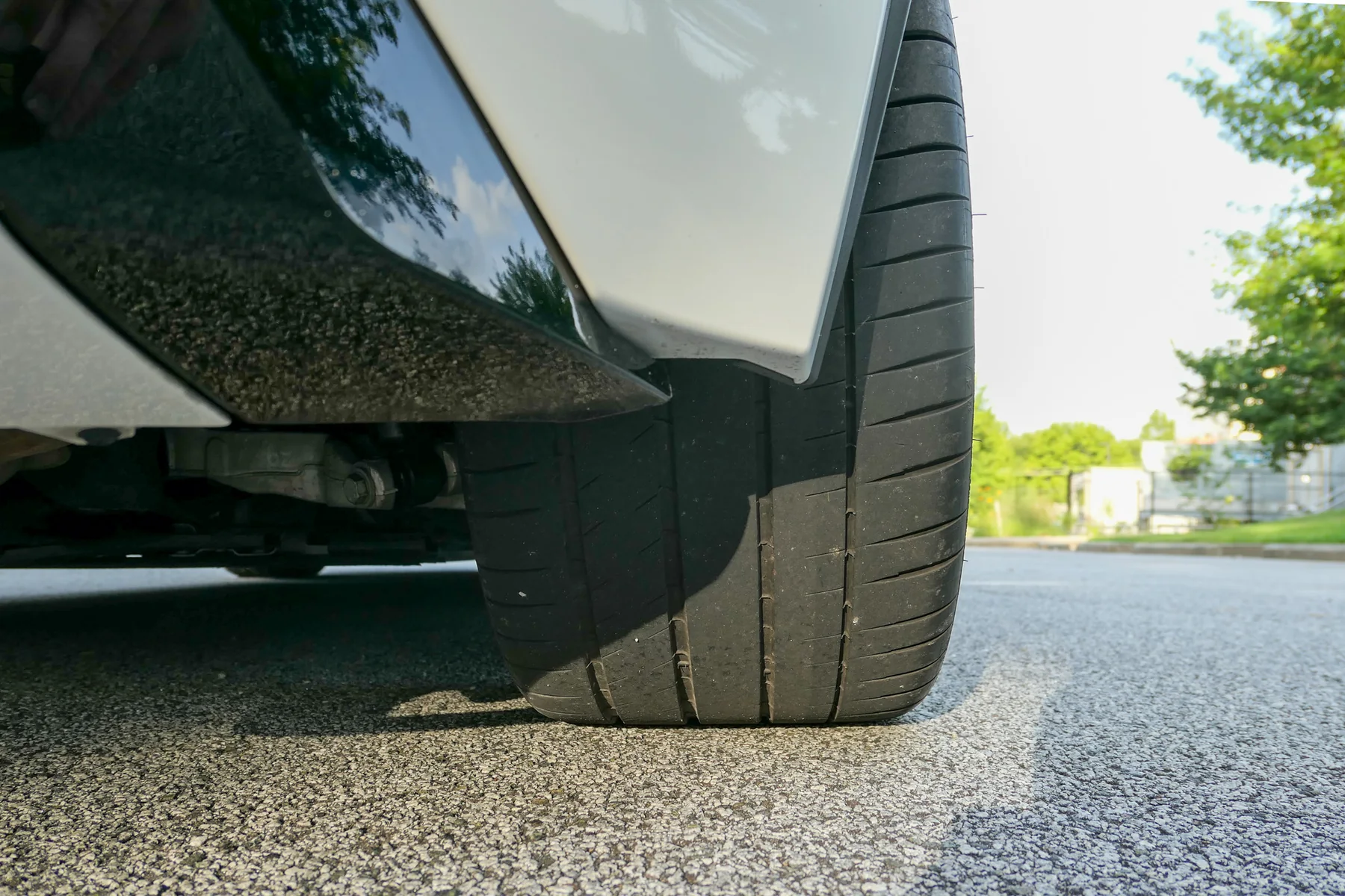 2016 Jaguar F-Type R wheels & tires photograph
