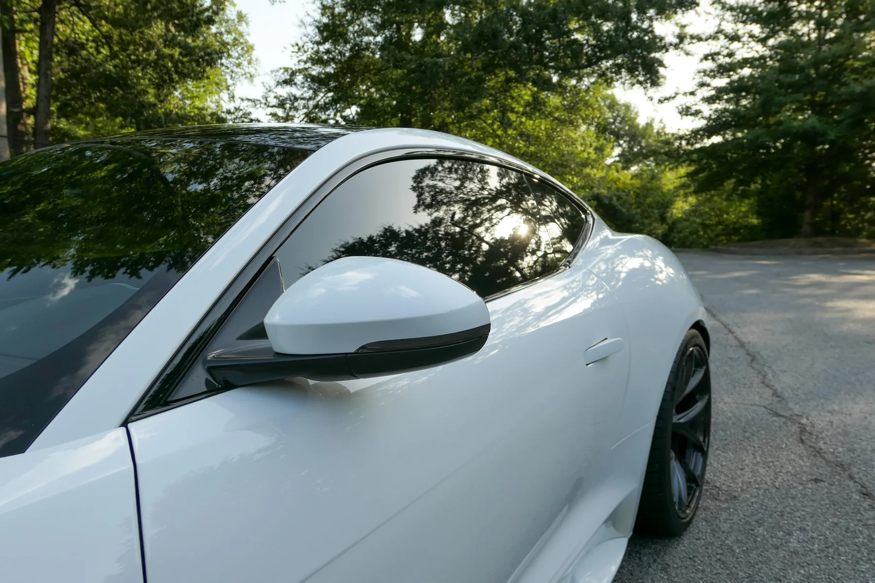 2016 Jaguar F-Type R exterior photograph