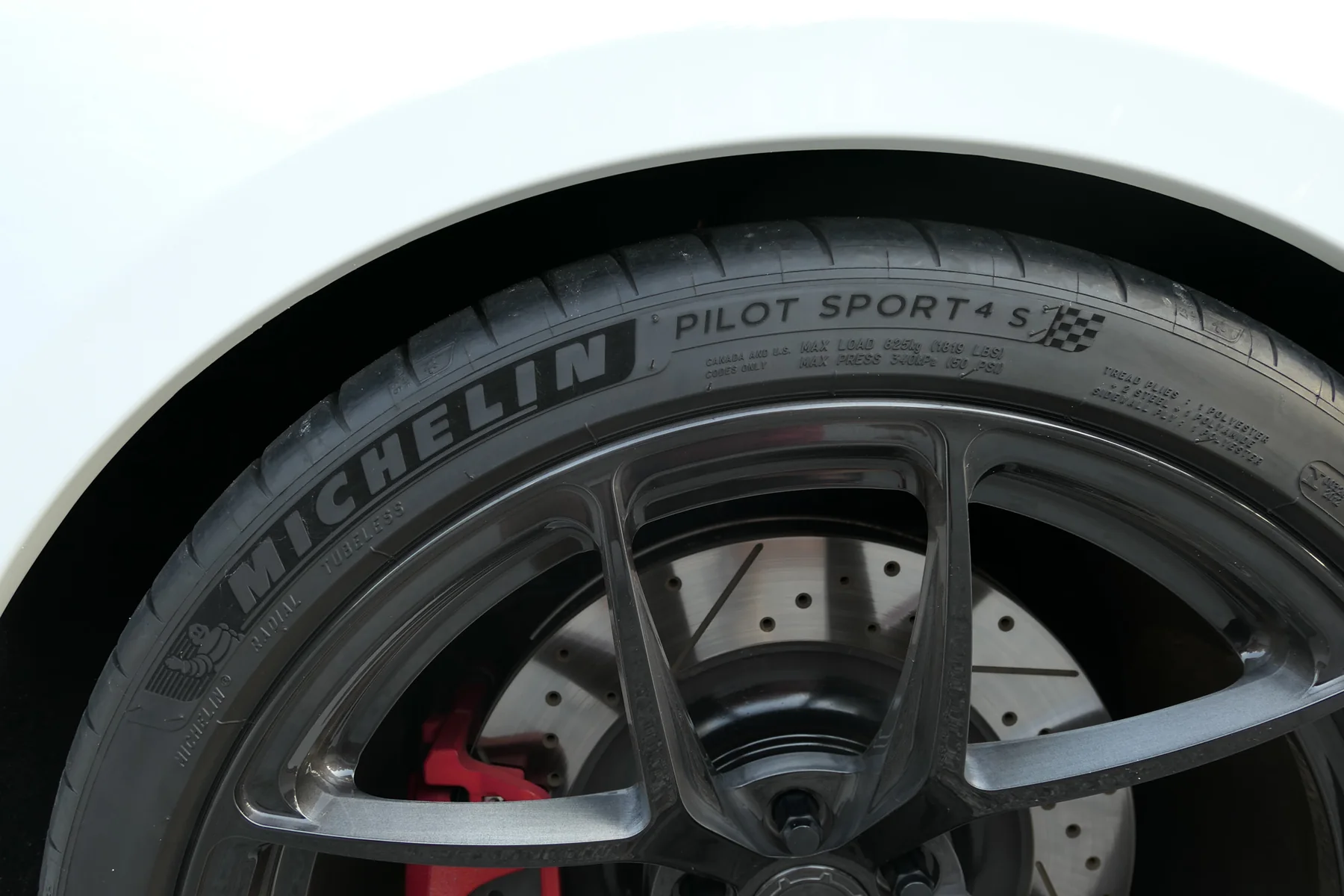 Michelin tire and BC Forged wheel detail