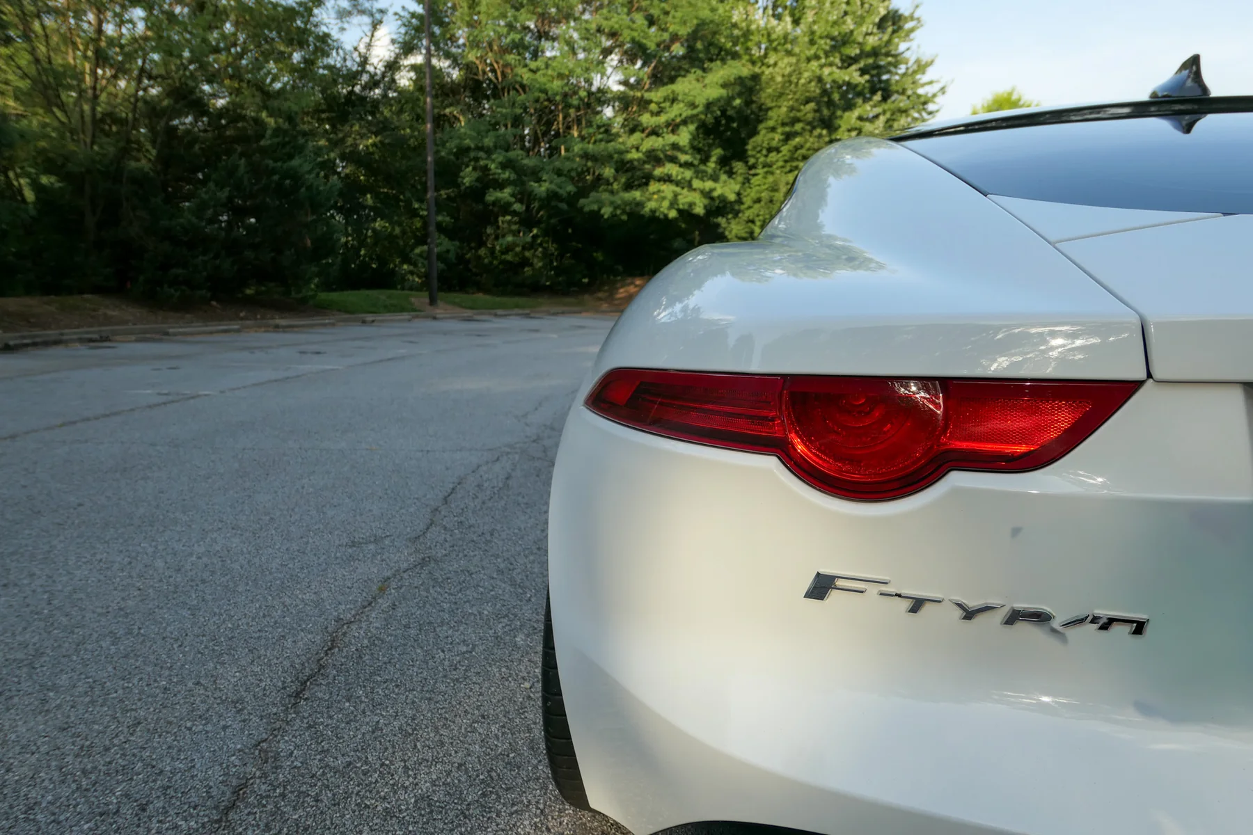 2016 Jaguar F-Type R details photograph